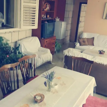 Stone House Gregov, 317- Hr * 룸바르다