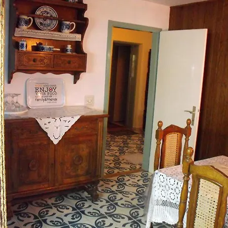 Stone House Gregov, 317- Hr *